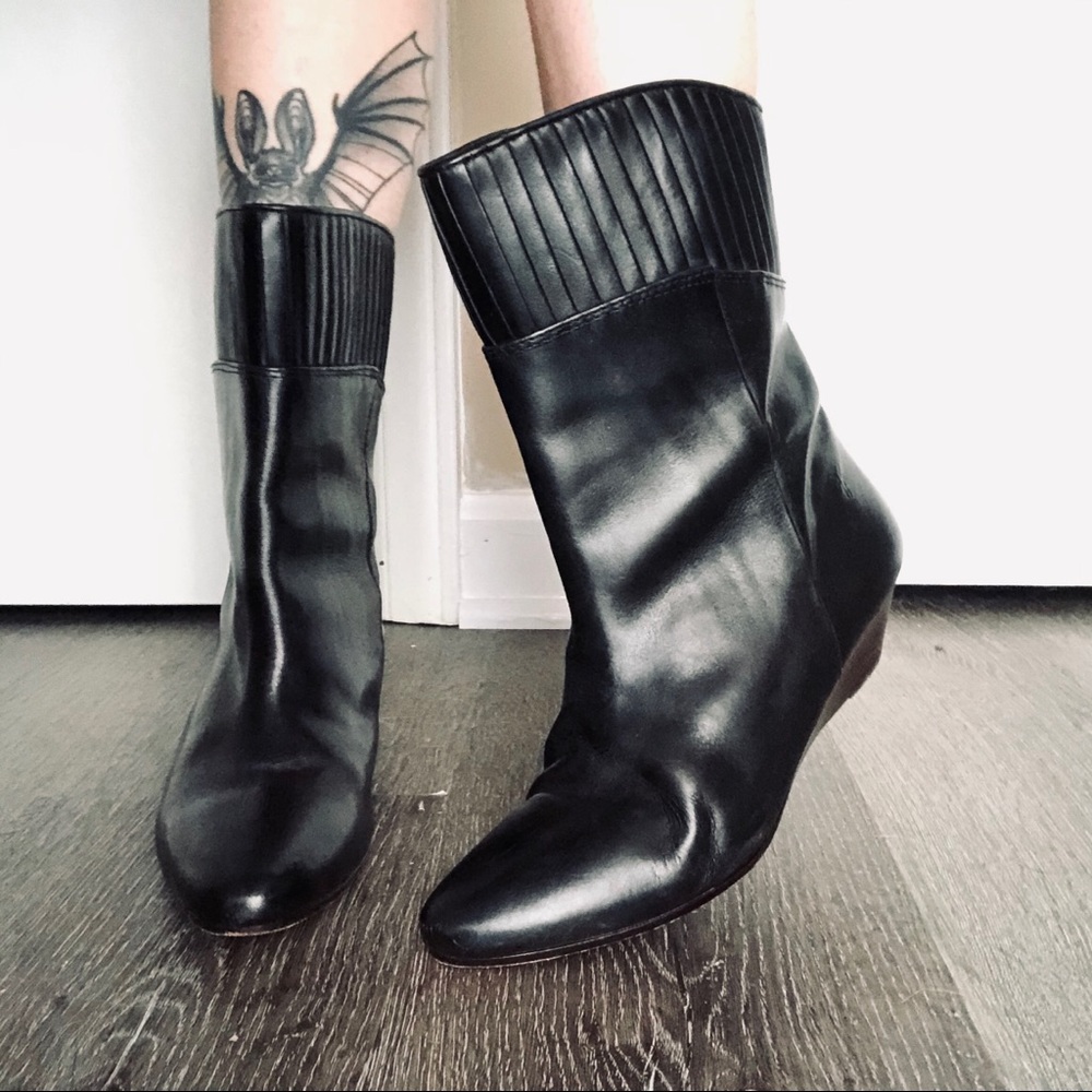 Frye Black Leather Sam Boots